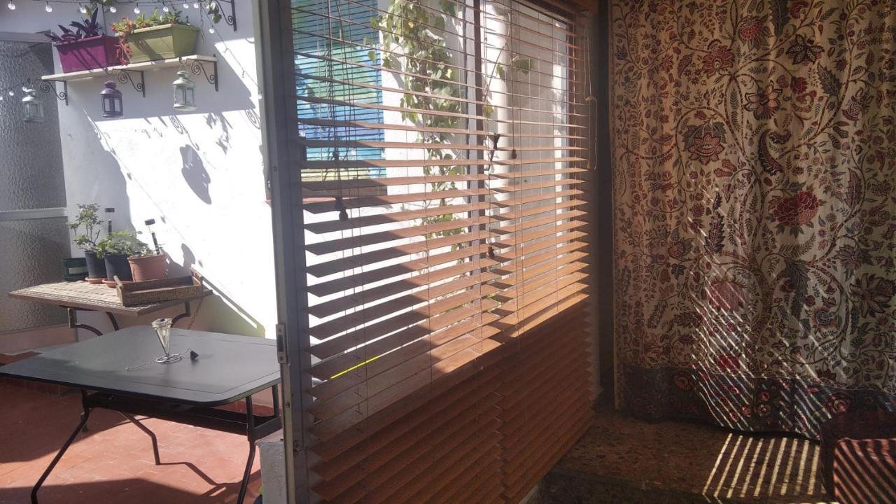 Naturalia: La Casita Con Patio Cáceres